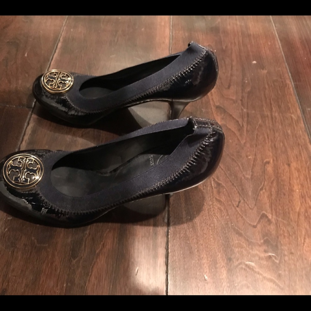 Tory Burch navy patent pumps